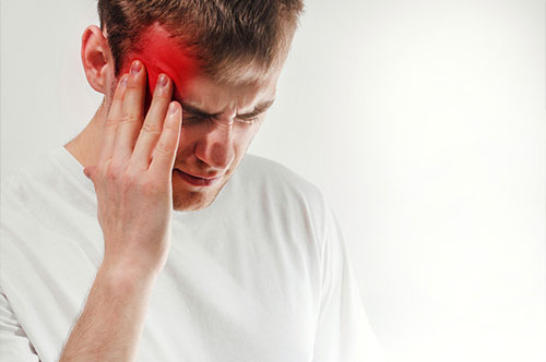 THE BENEFITS OF A CHIROPRACTOR FOR HEADACHES